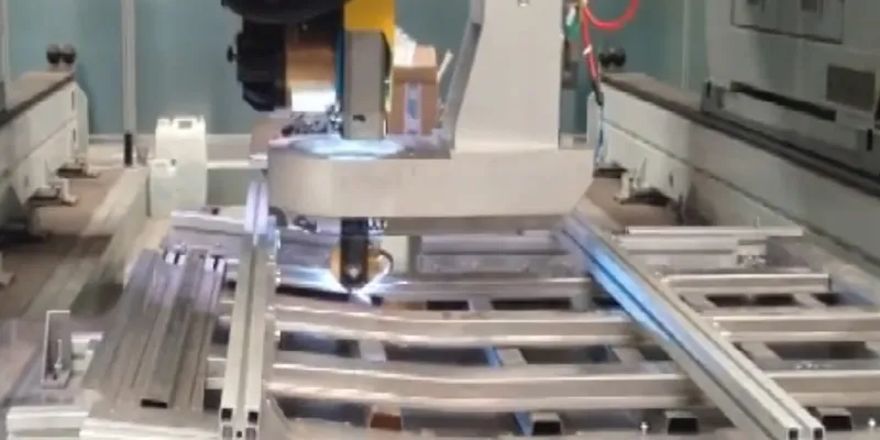 Máquina de Soldadura Láser 3D tipo Pórtico, Serie MJ
